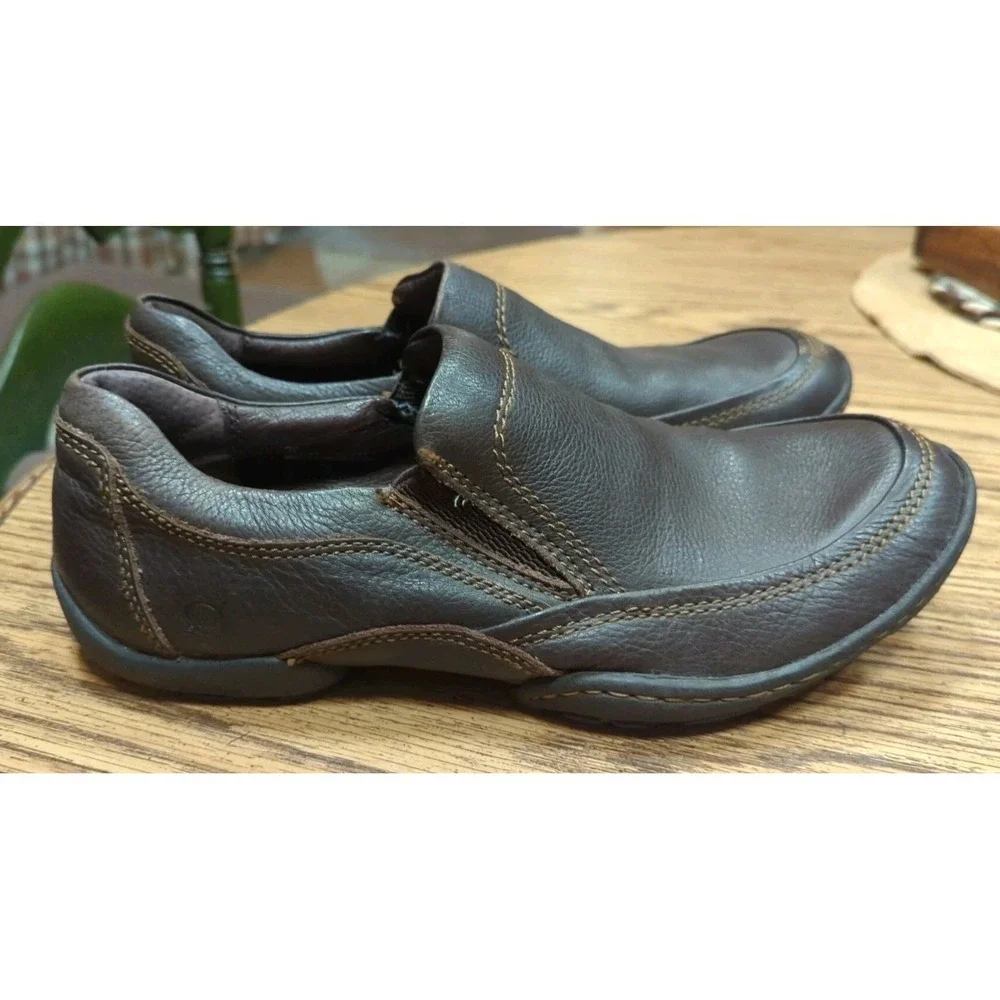 Born shoes size